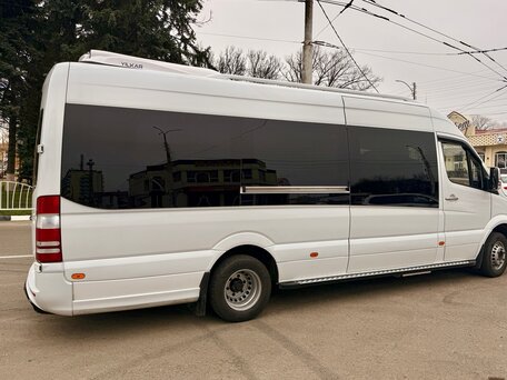 2017 Mercedes-Benz Sprinter, белый, 8500000 рублей, вид 2