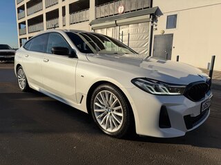 2021 BMW 6 серии Gran Turismo 630d xDrive IV (G32) Рестайлинг, белый, 5500000 рублей, вид 4