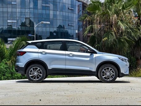 2025 Geely Binyue I Рестайлинг 2, голубой, 1548000 рублей, вид 5