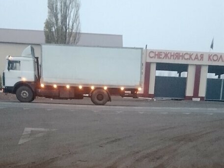 2008 МАЗ 5743, белый, 1300000 рублей, вид 1