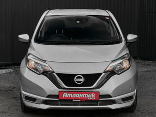 2019 Nissan Note II Рестайлинг, серебристый, 995000 рублей, вид 2
