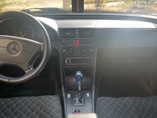 1993 Mercedes-Benz C-Класс 180 I (W202), синий, 290000 рублей, вид 5