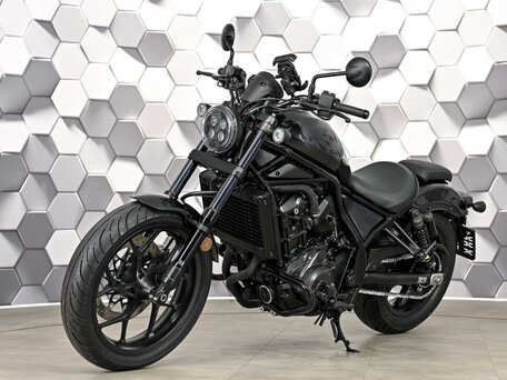 2022 Honda CMX 1100 Rebel, серый, 1099000 рублей, вид 2