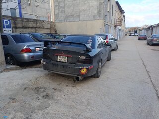 2001 Mitsubishi Galant VIII Рестайлинг, чёрный, 550005 рублей, вид 3