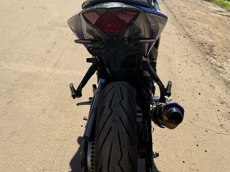 2017 Yamaha YZF-R25, синий, 349000 рублей, вид 4
