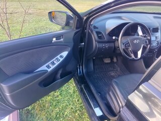 2014 Hyundai Solaris I Рестайлинг, чёрный, 800000 рублей, вид 5