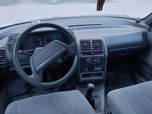 2004 Lada (ВАЗ) 2111, серебристый, 140000 рублей - вид 5