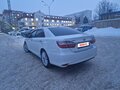 2017 Toyota Camry VII (XV50) Рестайлинг, белый, 2050000 рублей - вид 4