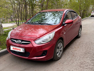 2011 Hyundai Solaris I, красный, 585000 рублей, вид 1