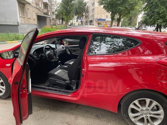 2015 Kia Ceed II, красный, 1050000 рублей - вид 12