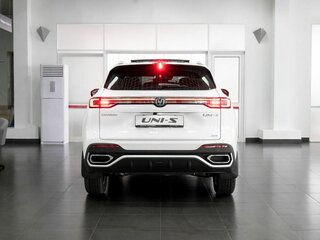 2026 Changan UNI-S I Рестайлинг, белый, 3217401 рублей, вид 4