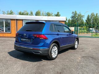 2021 Volkswagen Tiguan II Рестайлинг, синий, 2446000 рублей, вид 5