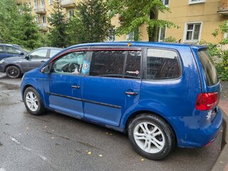 2012 Volkswagen Touran I Рестайлинг 2, синий, 1100000 рублей, вид 5