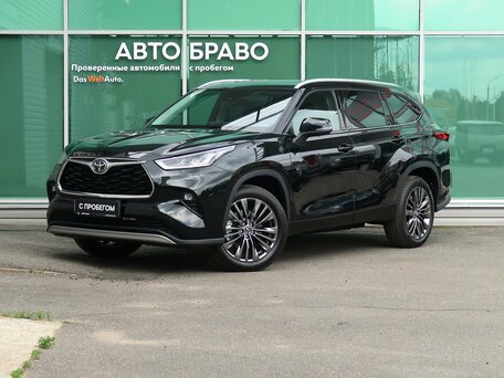 Toyota Highlander IV (XU70)