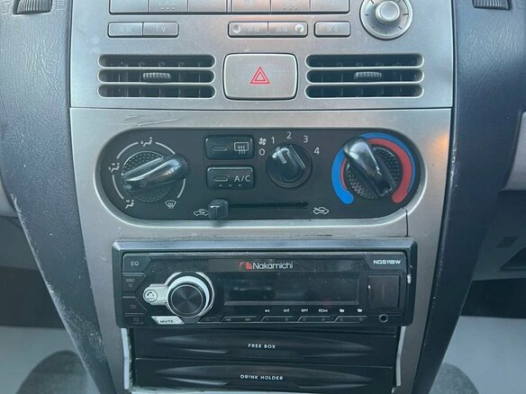 2001 Nissan Wingroad II (Y11) Рестайлинг, серый, 399999 рублей - вид 19