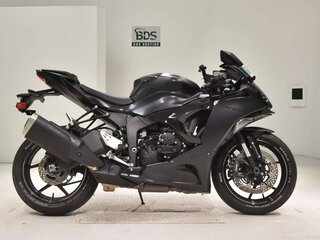 2024 Kawasaki ZX-6R Ninja, чёрный, 1499000 рублей, вид 2