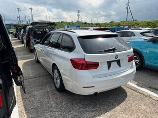 2017 BMW 3 серии 318i VI (F3x) Рестайлинг, белый, 1119008 рублей, вид 3