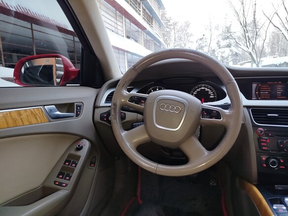 2010 Audi A4 IV (B8), красный, 875000 рублей - вид 11