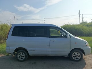 1998 Toyota Town Ace Noah III, белый, 550000 рублей, вид 2