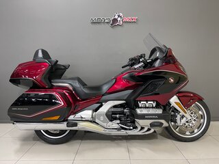 2018 Honda GL 1800 Gold Wing, красный, 2250000 рублей, вид 1