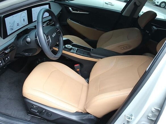 2023 Kia EV6 Standard Range I, белый - вид 6
