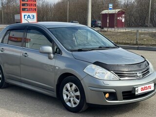 2011 Nissan Tiida I Рестайлинг, серый, 650000 рублей, вид 3
