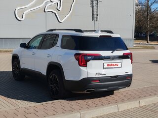 2022 GMC Acadia II Рестайлинг, белый, 2800000 рублей, вид 5