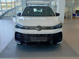 2025 Volkswagen Tiguan L Pro III (China Market), белый, 5250000 рублей, вид 2