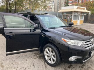 2013 Toyota Highlander II (XU40) Рестайлинг, чёрный, 2100000 рублей, вид 2