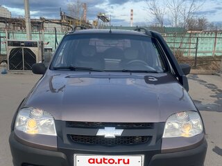2014 Chevrolet Niva I Рестайлинг, коричневый, 490000 рублей, вид 2