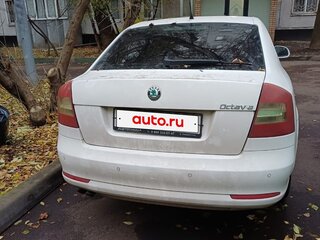 2012 Skoda Octavia II (A5) Рестайлинг, белый, 700000 рублей, вид 2