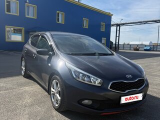 2013 Kia Ceed II, серый, 750000 рублей, вид 3