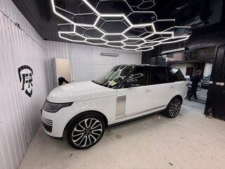 2019 Land Rover Range Rover IV Рестайлинг, белый, 7950000 рублей, вид 1