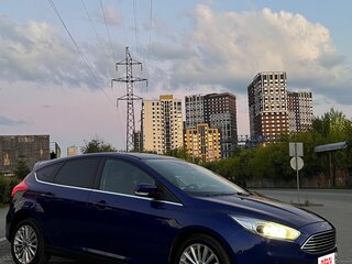 2015 Ford Focus III Рестайлинг, синий, 1260000 рублей, вид 1