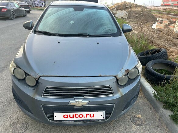 2013 Chevrolet Aveo II, серый, 365000 рублей
