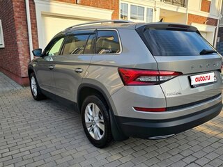 2020 Skoda Kodiaq I, серебристый, 3050000 рублей, вид 4