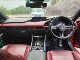 2019 Mazda 3 IV (BP), красный, 1900000 рублей, вид 4