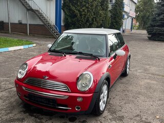 2005 Mini Hatch Cooper I (R50), красный, 980000 рублей, вид 3
