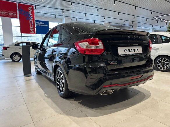 2024 Lada (ВАЗ) Granta Sportline I Рестайлинг, чёрный, 1382500 рублей - вид 1