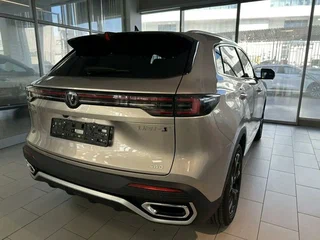 2026 Changan UNI-S I Рестайлинг, золотистый, 3029900 рублей, вид 3