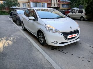 2013 Peugeot 208 I, белый, 660000 рублей, вид 2