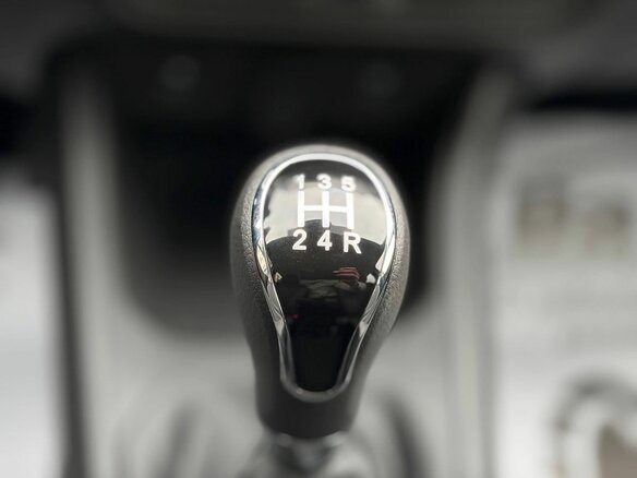2026 Lada (ВАЗ) Iskra, коричневый, 1547600 рублей - вид 13