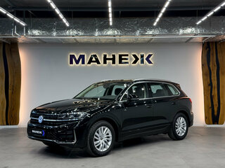 2025 Volkswagen Touareg III Рестайлинг, чёрный, 8050000 рублей, вид 3