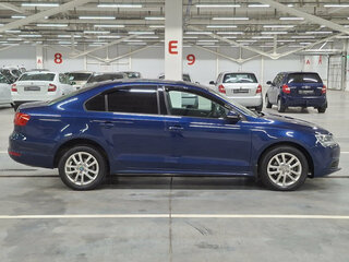 2014 Volkswagen Jetta VI Рестайлинг, синий, 705000 рублей, вид 4