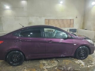 2013 Hyundai Solaris I, фиолетовый, 780000 рублей, вид 2