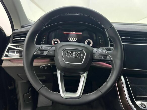 2025 Audi Q7 45 TFSI II (4M) Рестайлинг 2, чёрный - вид 11