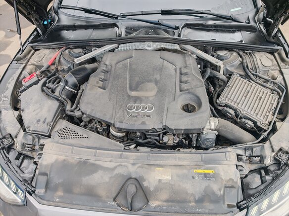 2019 Audi A4 45 TDI V (B9) Рестайлинг, серый, 3750000 рублей - вид 18