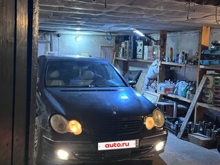 2000 Mercedes-Benz C-Класс 200 II (W203), чёрный, 440000 рублей, вид 3