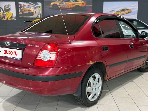 2004 Hyundai Elantra III (XD2) Рестайлинг, красный, 320000 рублей - вид 2