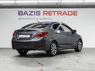 2015 Hyundai Solaris I Рестайлинг, серый, 740000 рублей, вид 5